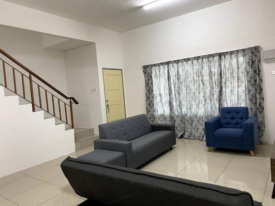 Azzalea Homes 2 @ Taman Golden Hills קמרון היילנדס מראה חיצוני תמונה